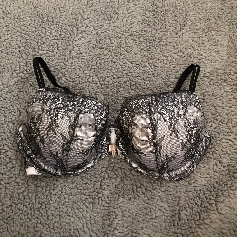 Lacy Very Sexy Push Up